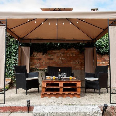 1-Bedroom Apartment With A Private Garden, Beach 5-Min Walk Weymouth Bagian luar foto