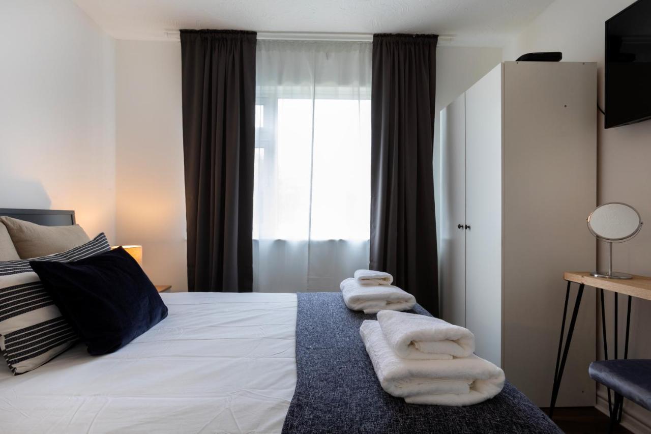 1-Bedroom Apartment With A Private Garden, Beach 5-Min Walk Weymouth Bagian luar foto
